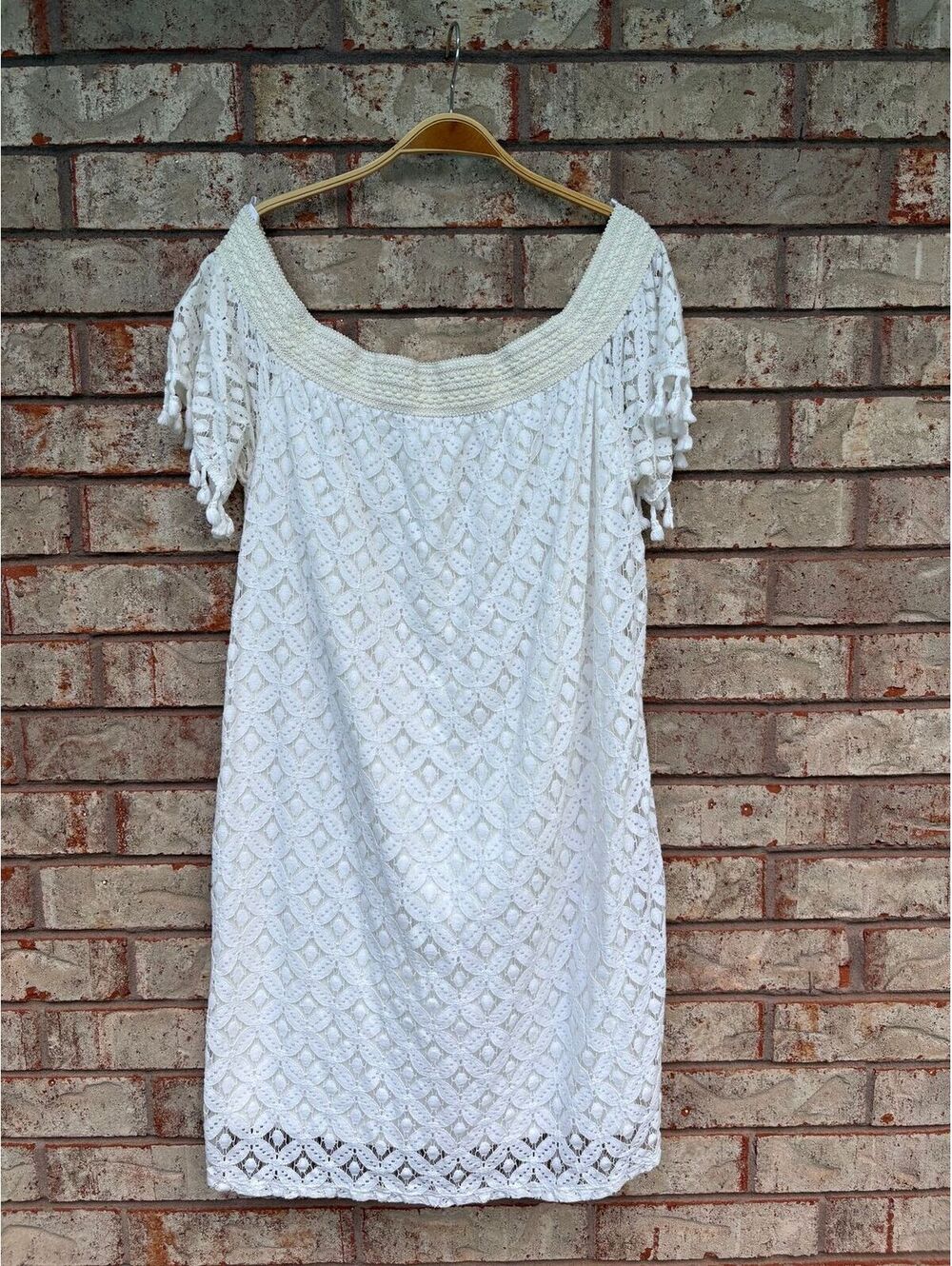 Charming Charlie White Off the Shoulder Dress Size XL